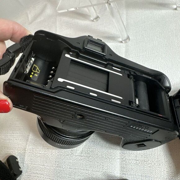 Minolta Maxxum 3000i 35mm Film Camera With Lens UNTESTED Vintage AS IS‎ - Picture 12 of 14